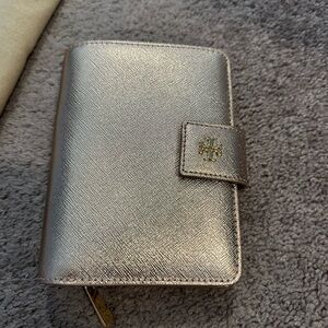 NWOT Tory Burch Wallet
